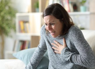 Kona fær hjartaáfall